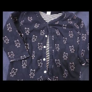 Navy bear cardigan from babyGap 18-24mos